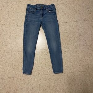 American eagle skinny jeans size 4 short